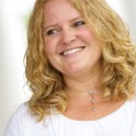 NICOLA MELVILLE - Cromwell